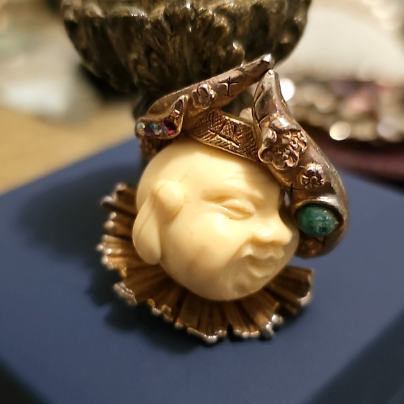 Vintage Har Carved Buddha Pendent